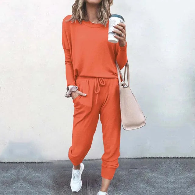 Loungewear Set - Relaxed Fit Joggers and Long Sleeve Top