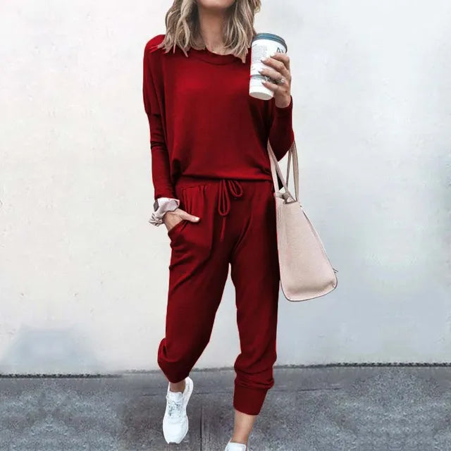 Loungewear Set - Relaxed Fit Joggers and Long Sleeve Top