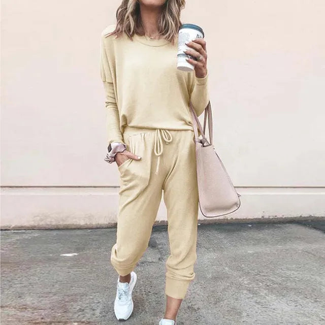 Loungewear Set - Relaxed Fit Joggers and Long Sleeve Top