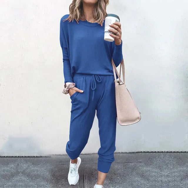 Loungewear Set - Relaxed Fit Joggers and Long Sleeve Top