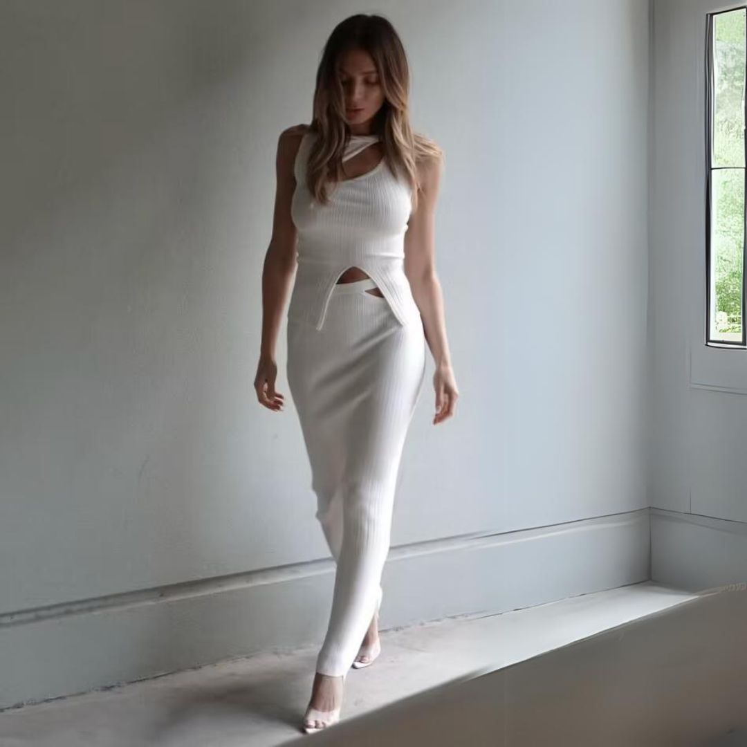 Zari | Elegant Two-Piece Set with Asymmetric Neckline and Flared Legs