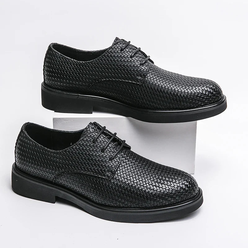 Oxford Shoes | Woven Design with Lace Up Style