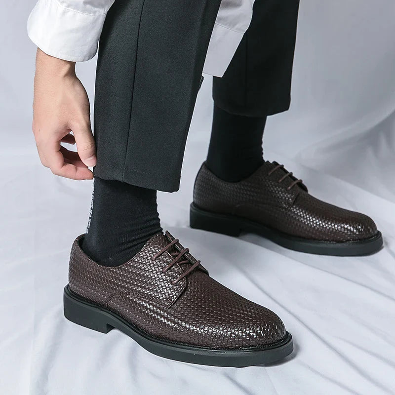 Oxford Shoes | Woven Design with Lace Up Style