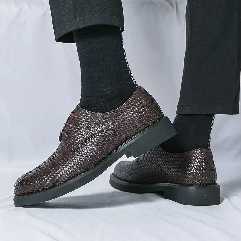 Oxford Shoes | Woven Design with Lace Up Style