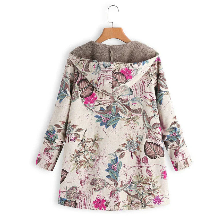 Zaraya | Patterned jacket inspired by timeless retro elegance