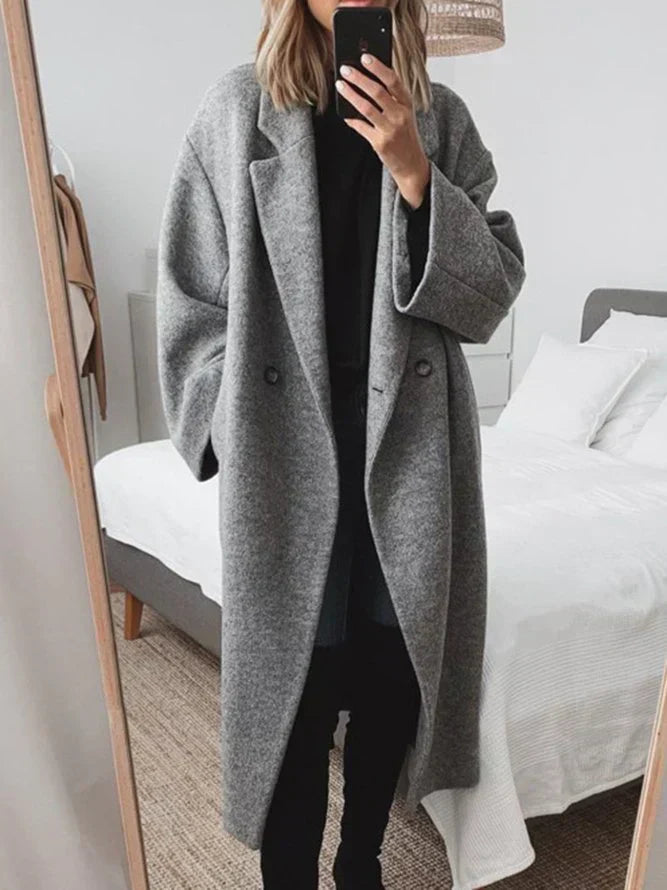 Alvera – the cozy long coat designed for elegance and comfort