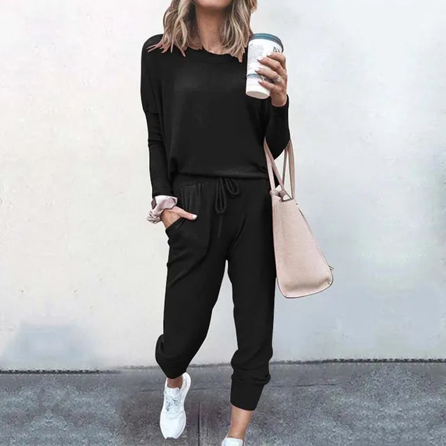 Loungewear Set - Relaxed Fit Joggers and Long Sleeve Top