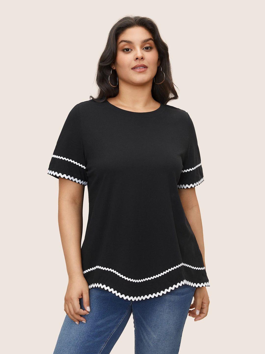 Vivienne | Breathable Cotton T-shirt with Stylish Contrast Trim