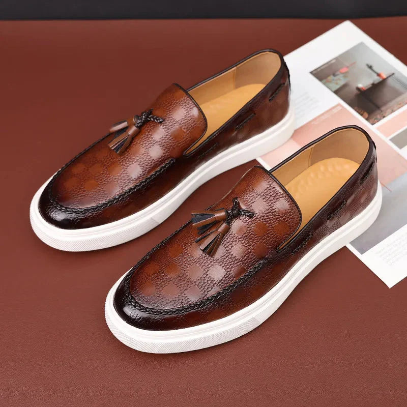 Cyrus | Elegant Slip-On Loafers with Classic Tassel Detail