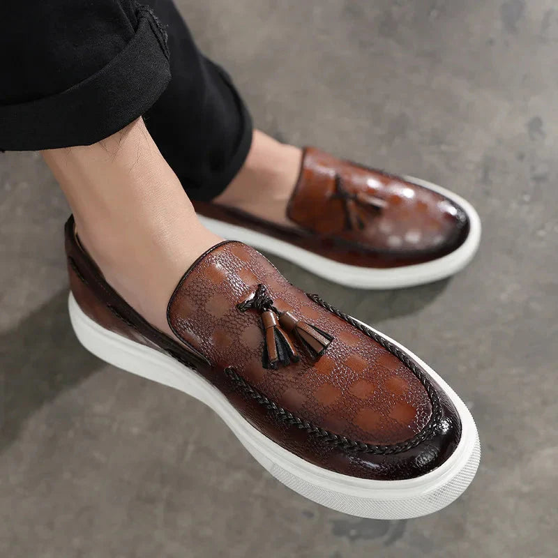 Cyrus | Elegant Slip-On Loafers with Classic Tassel Detail