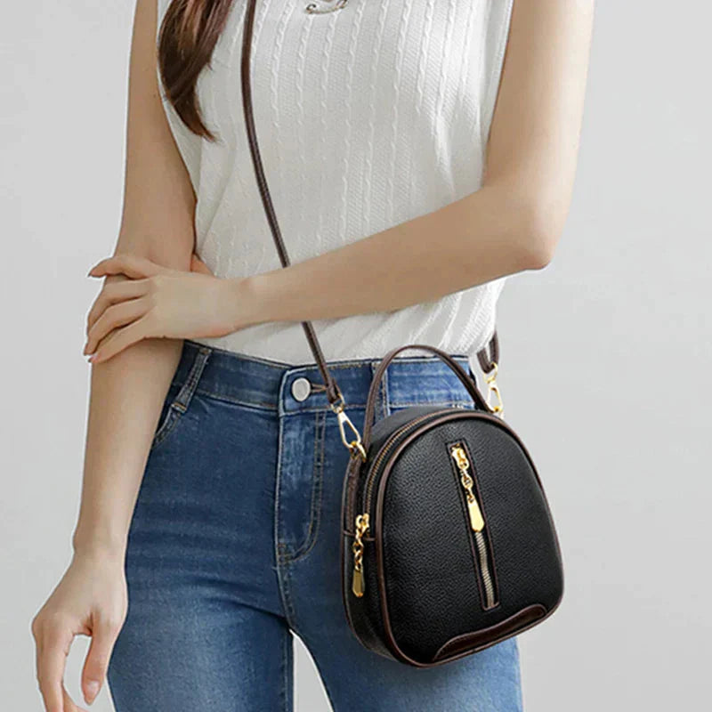 Celestia | Shoulder Bag with Chic Design and Elegant Gold Zip Closure