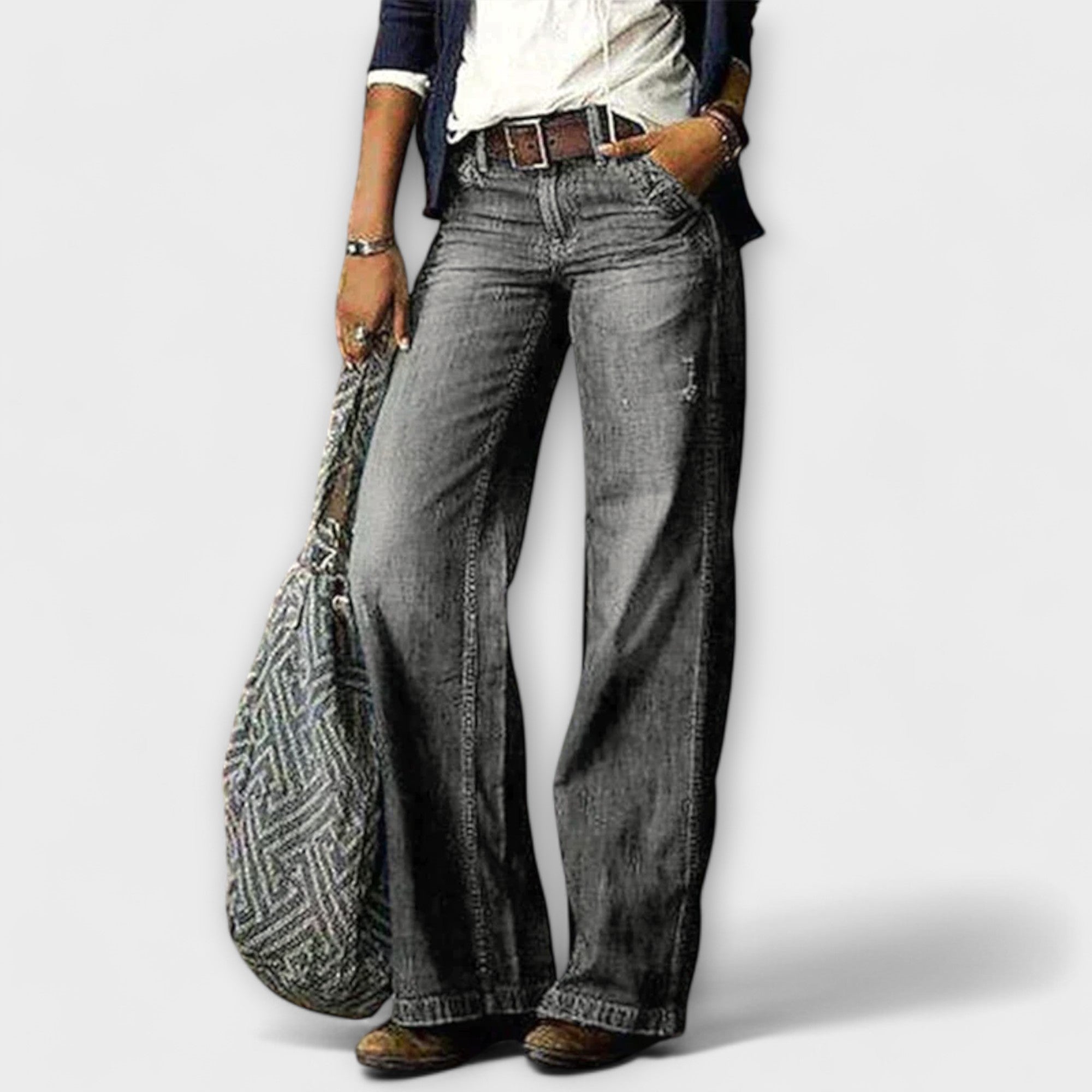Wide Leg Jeans - Relaxed Fit