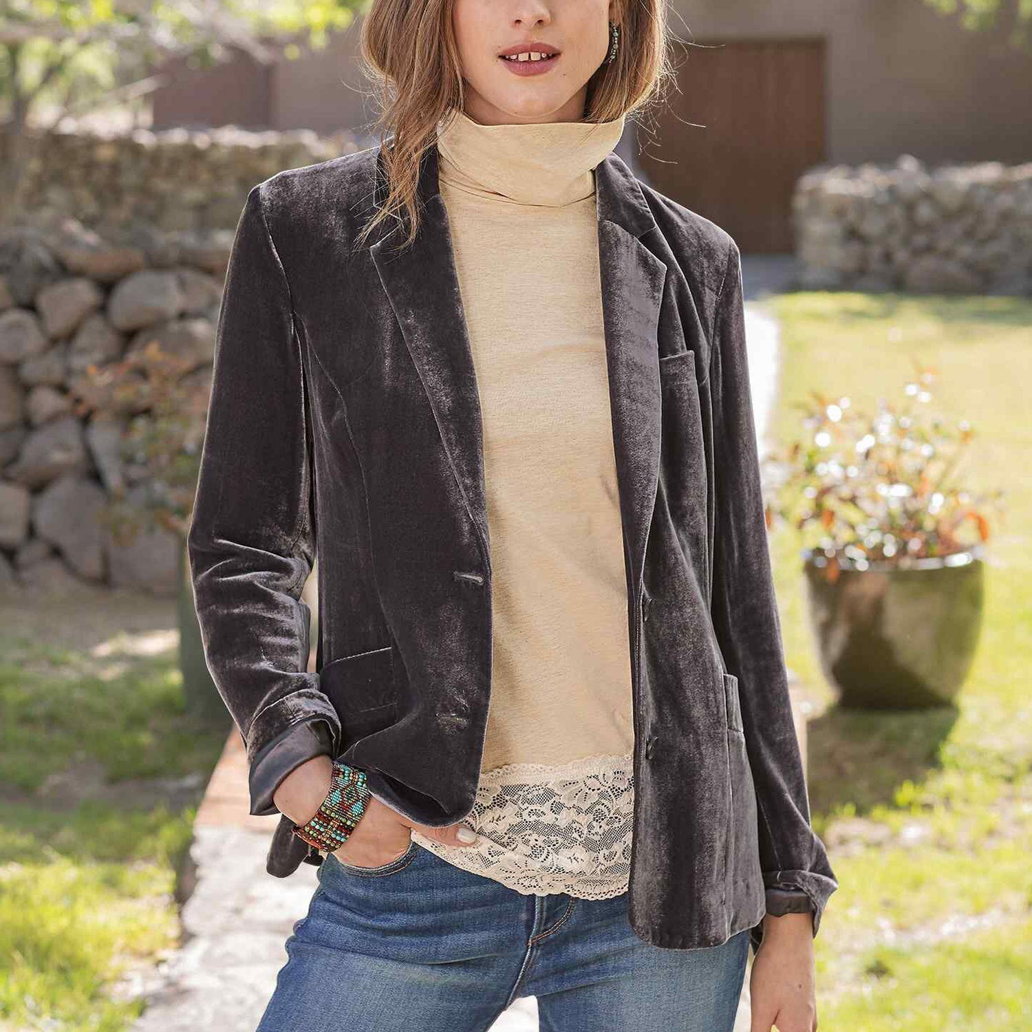 Slim Fit Blazer Jacket - Soft Structured Everyday Style