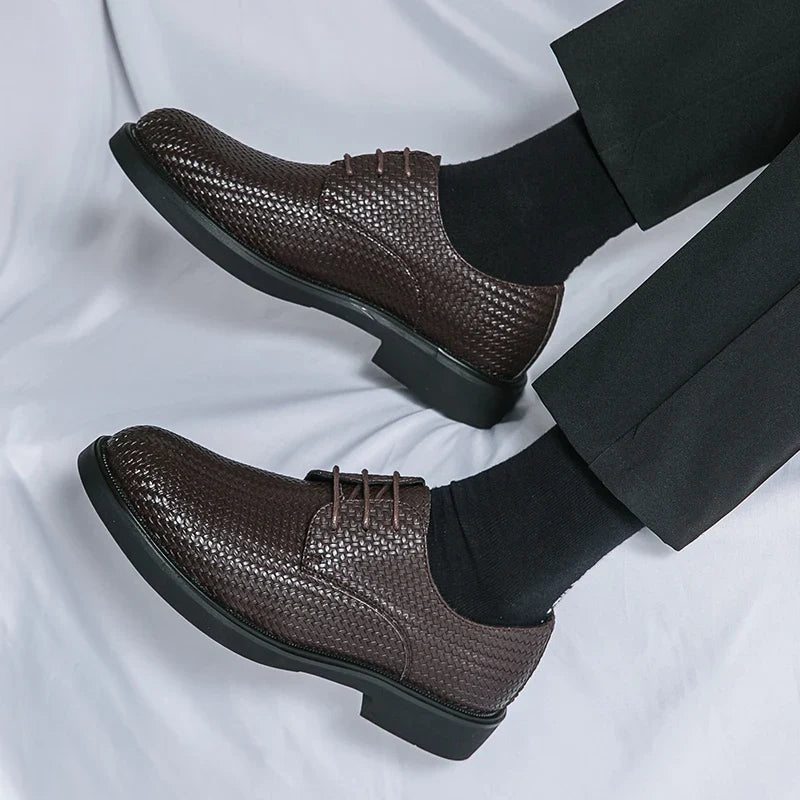 Oxford Shoes | Woven Design with Lace Up Style