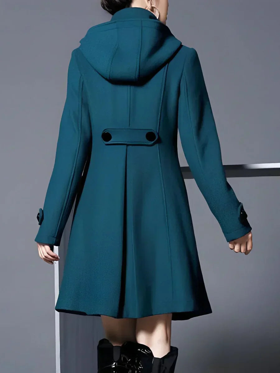 Luciana – a sophisticated coat designed to bring refinement and elevate your wardrobe